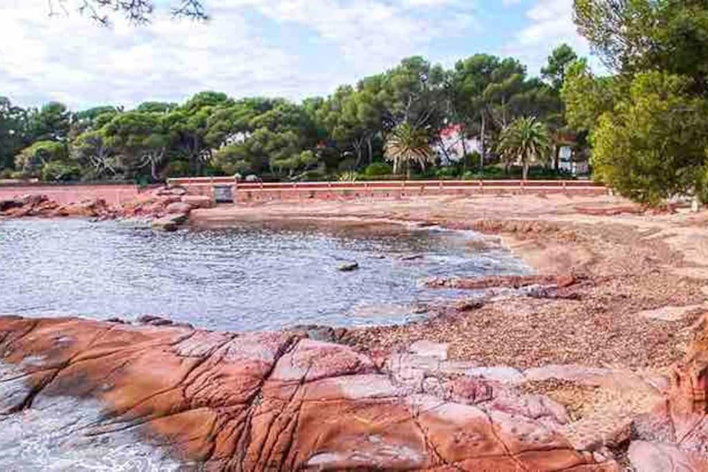 Ferienwohnung Boreal 4 Pax Bord De Mer Saint-Raphaël Exterior foto